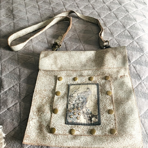 Bag - Picture 1 of 5